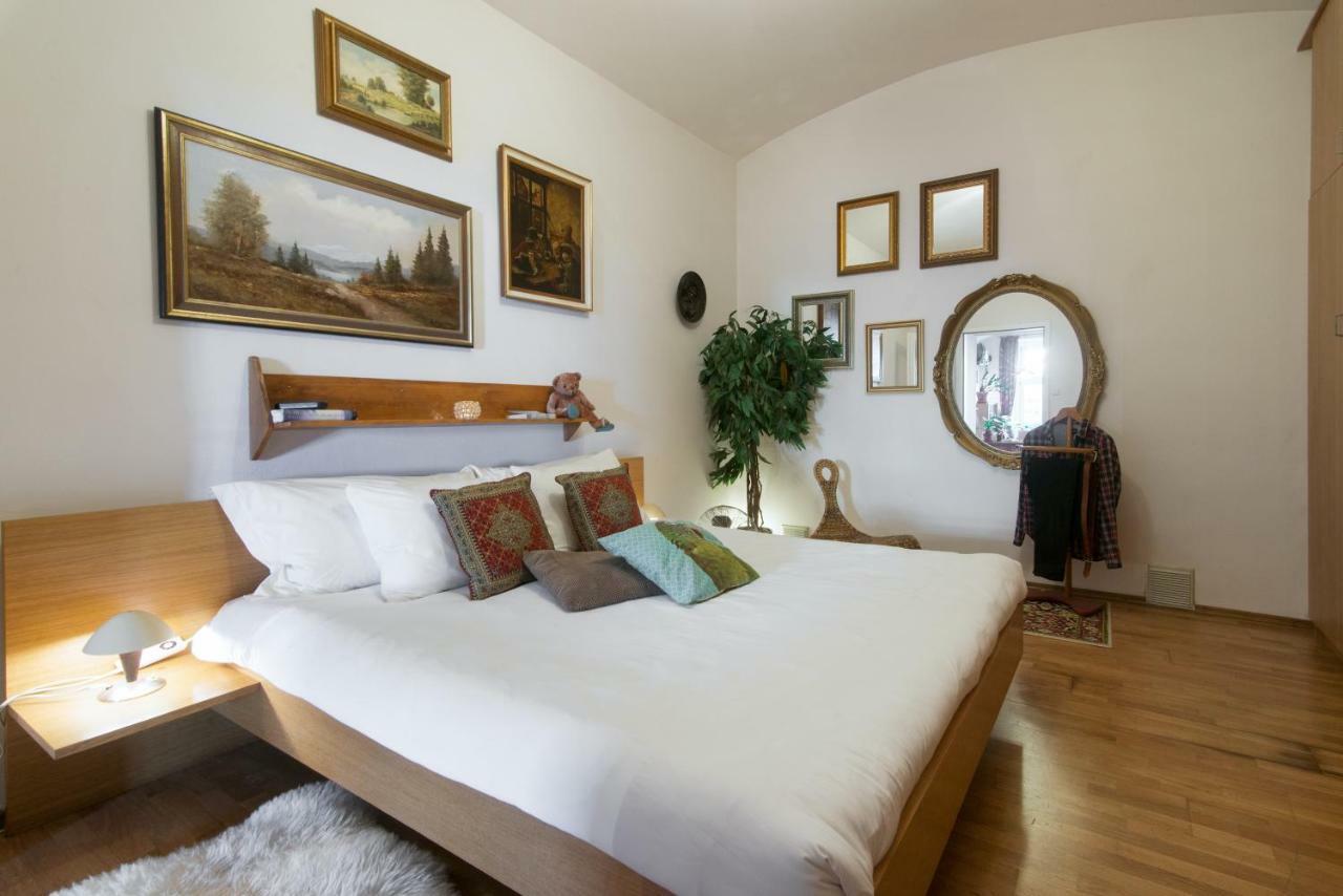 Victoria Design Stays - Apartment Rehorova Praga Exterior foto